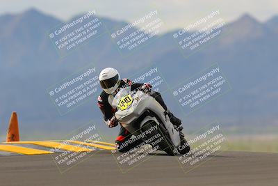 media/Sep-11-2022-SoCal Trackdays (Sun) [[81b7e951af]]/Turn 9 (930am)/